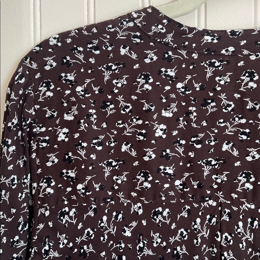 Madewell Women’s V-Neck Long Sleeve Top Dark Caron Size Medium - Picture 9 of 12